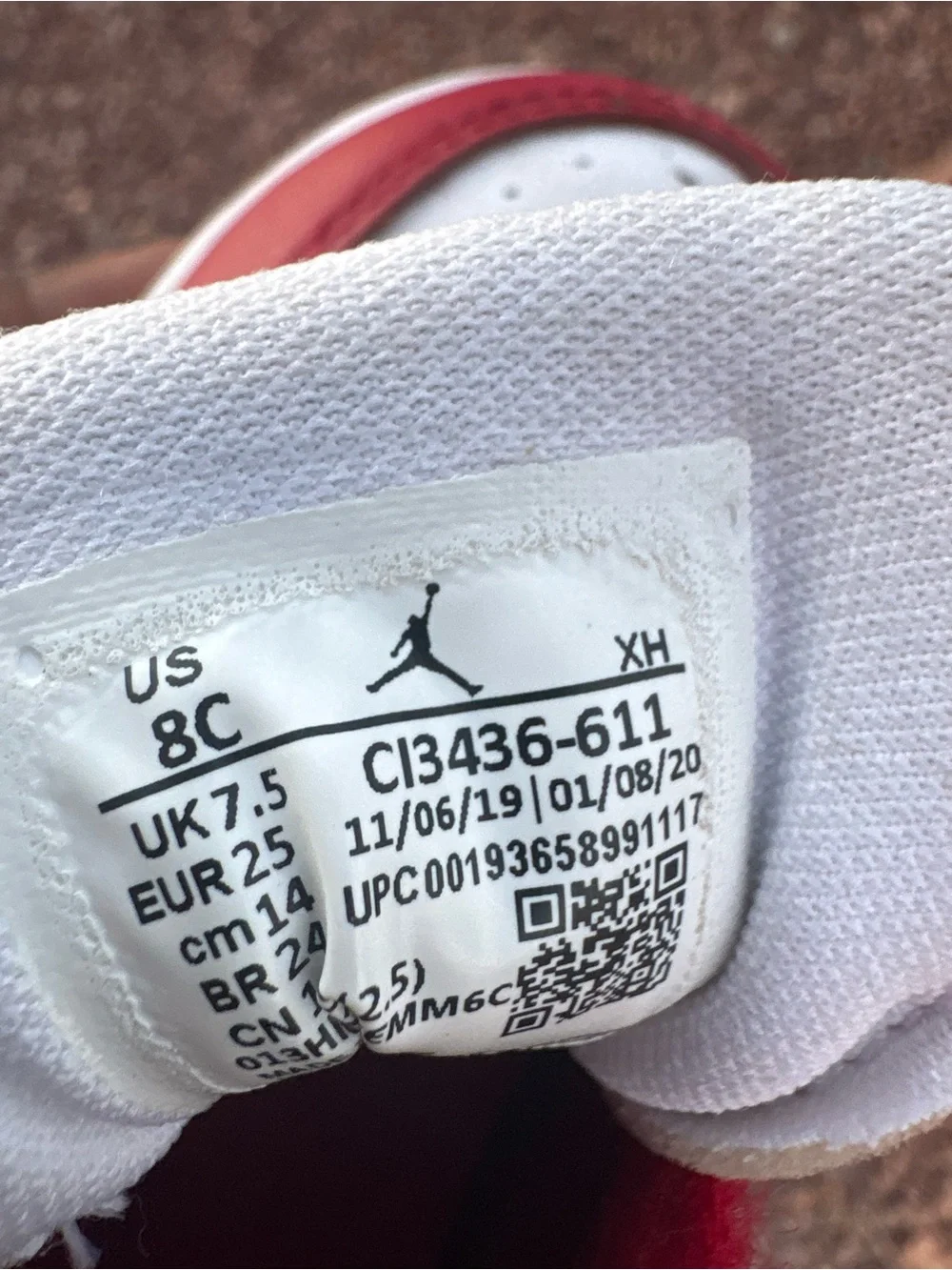 Nike Kids Red and White Hook-and-Loop Low-Top Sneakers